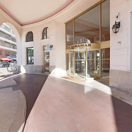 Apartment Palais Miramar - & E37 - 20m - Croisette Emplacement Unique - Wifi - Clim Cannes